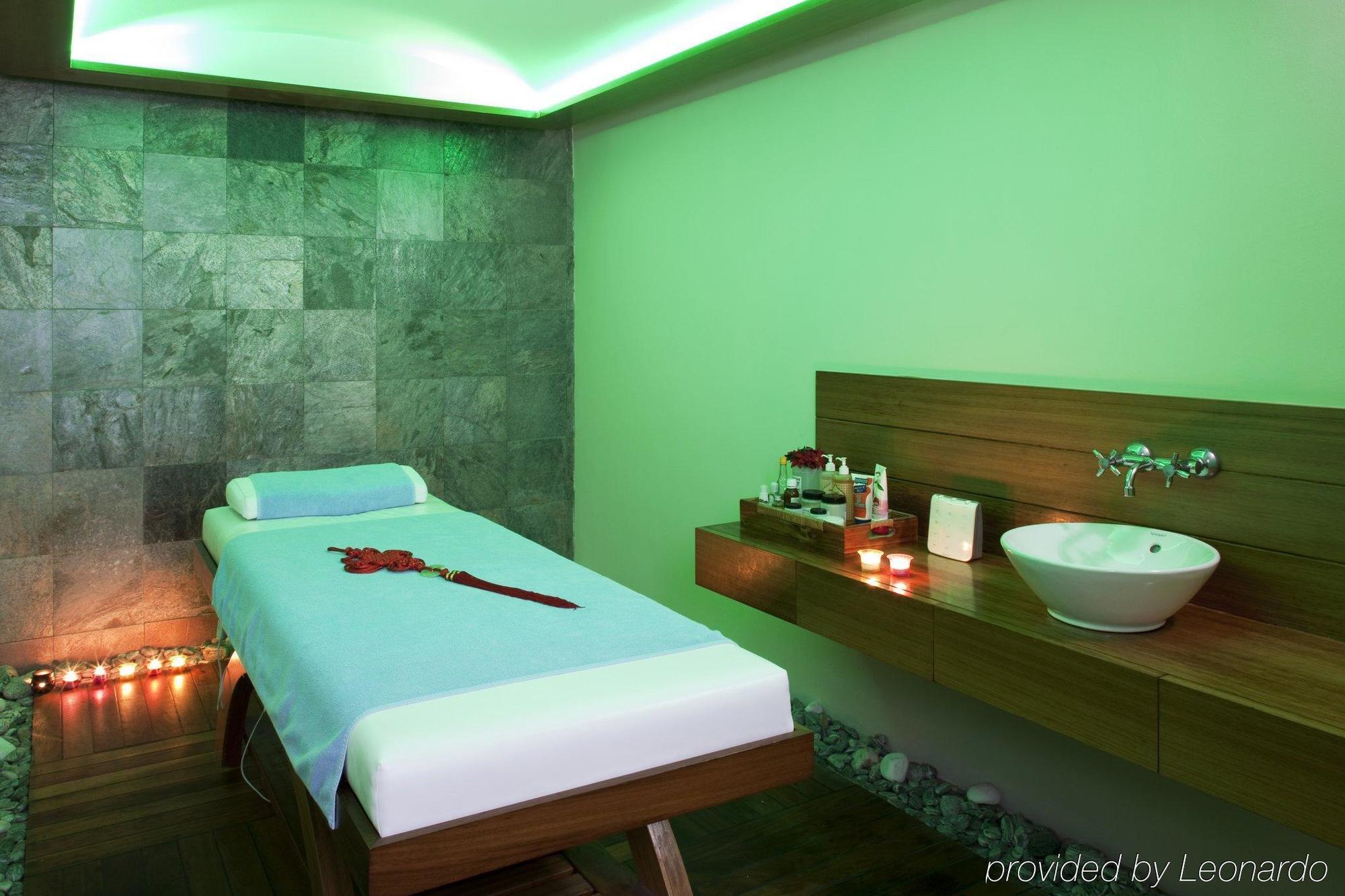 Holiday City By Ihg Hotel